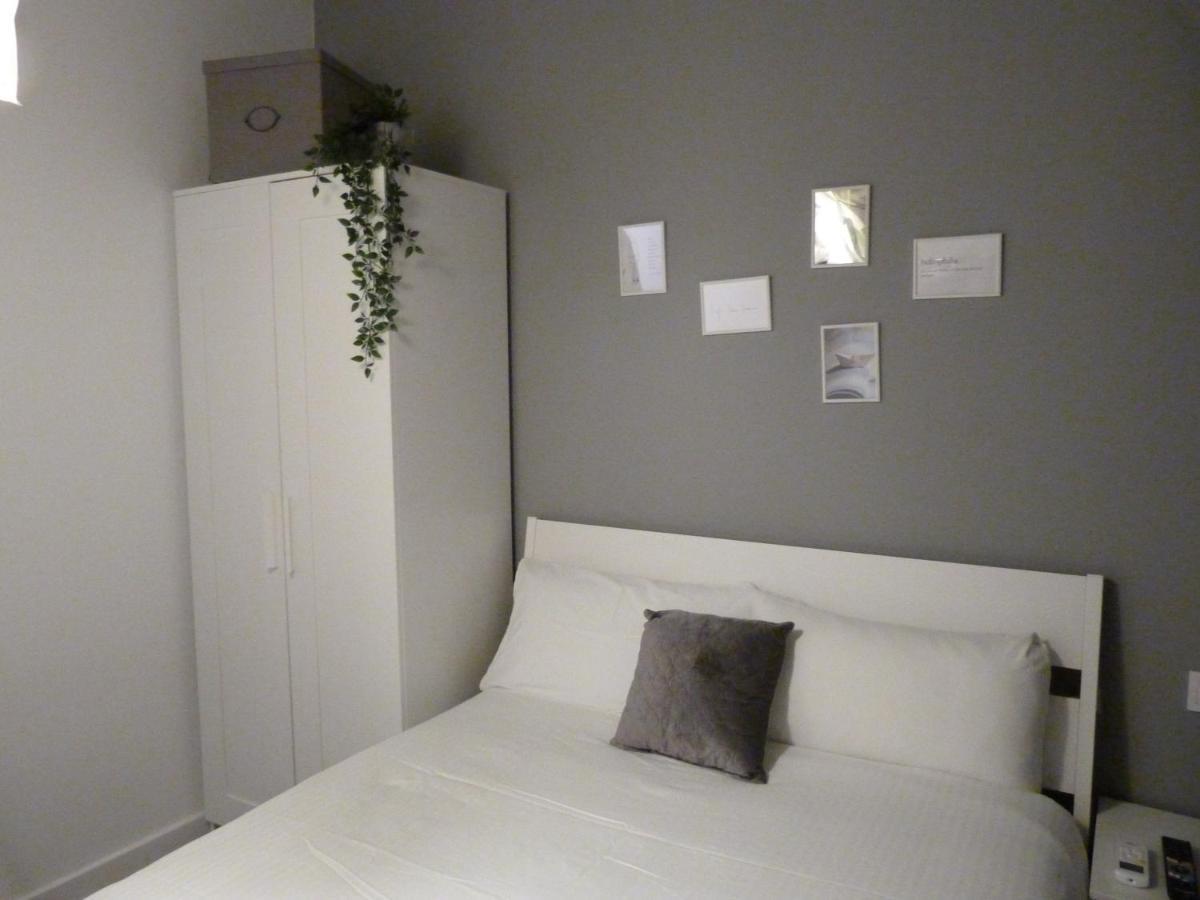 Intimo Y Acogedor "Algunos" Con Banera Hidromasaje Apartamento Valência Exterior foto