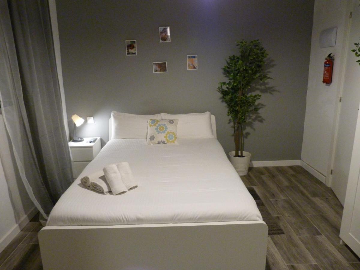 Intimo Y Acogedor "Algunos" Con Banera Hidromasaje Apartamento Valência Exterior foto