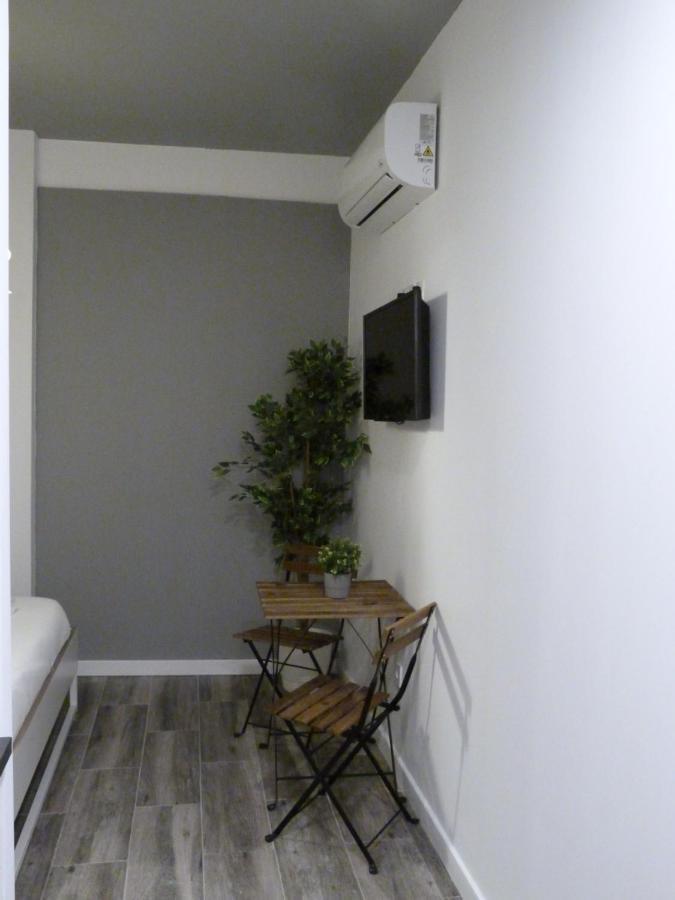 Intimo Y Acogedor "Algunos" Con Banera Hidromasaje Apartamento Valência Exterior foto
