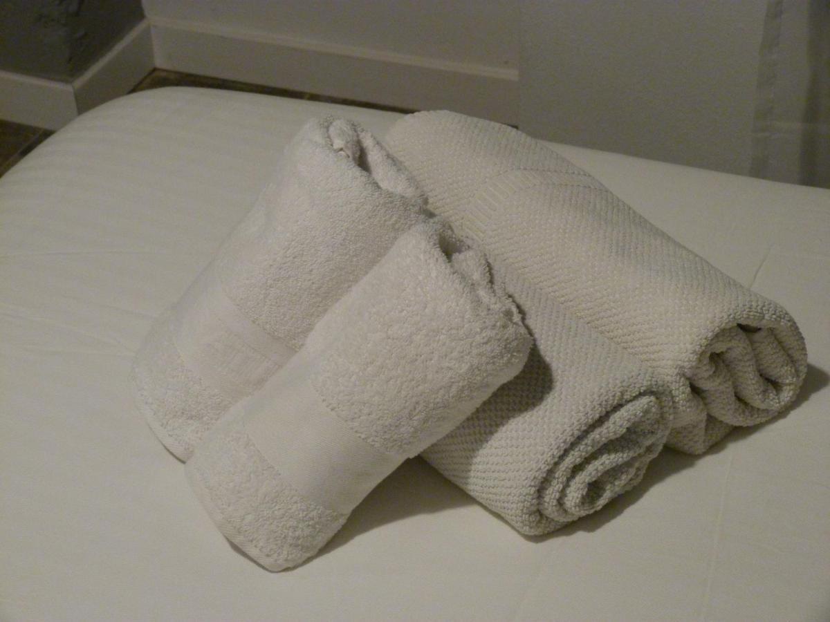 Intimo Y Acogedor "Algunos" Con Banera Hidromasaje Apartamento Valência Exterior foto
