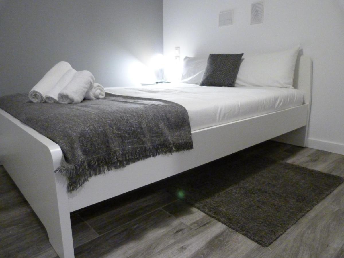 Intimo Y Acogedor "Algunos" Con Banera Hidromasaje Apartamento Valência Exterior foto