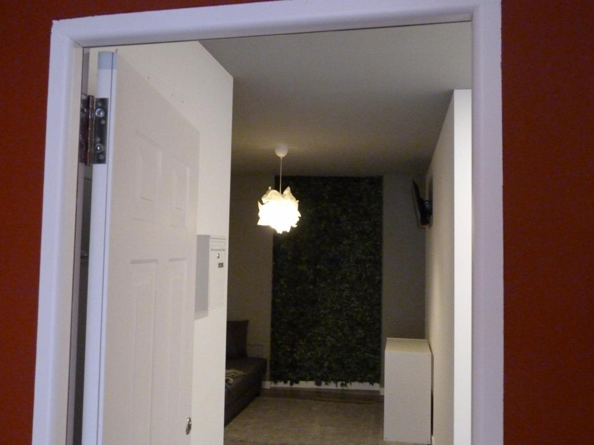 Intimo Y Acogedor "Algunos" Con Banera Hidromasaje Apartamento Valência Exterior foto